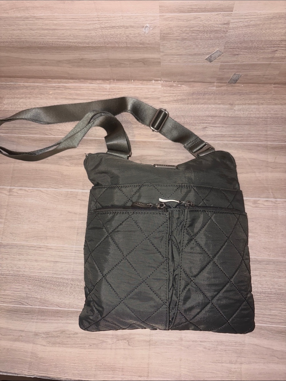 Baggallini Gray Quilted Crossbody Bag